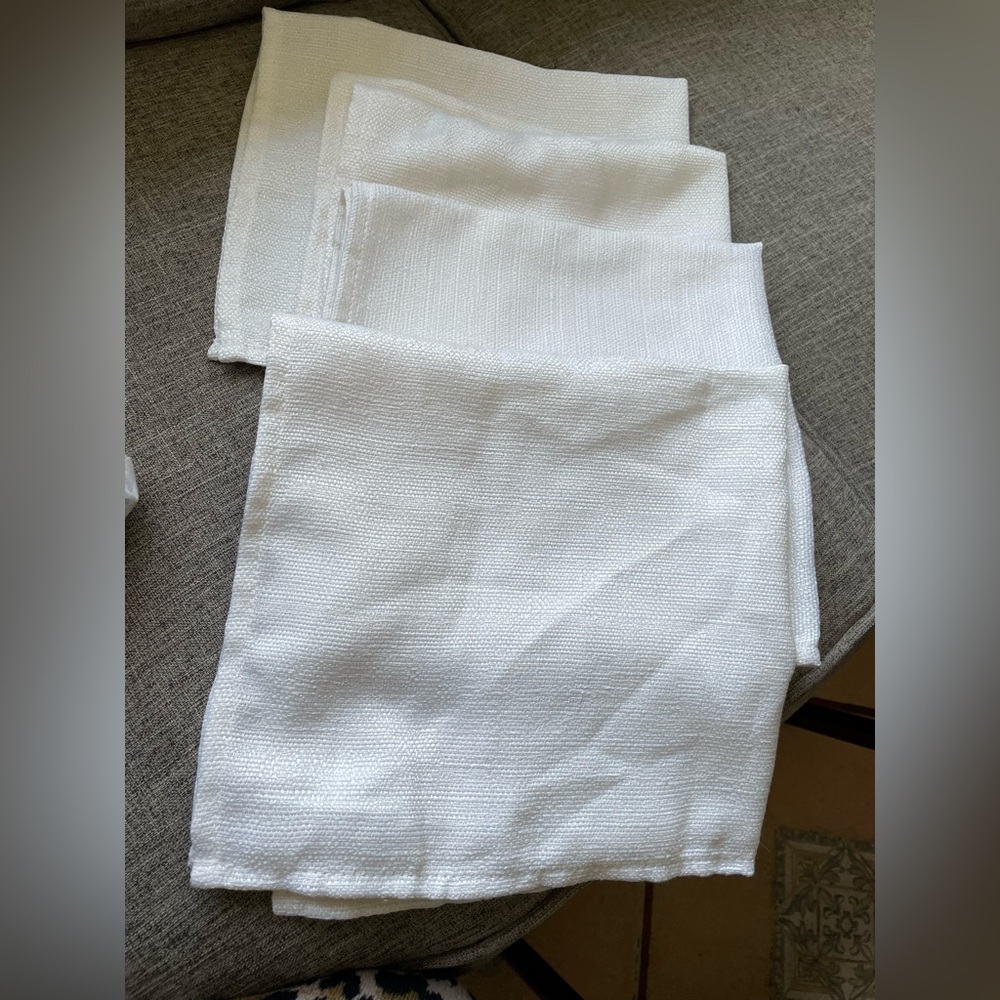 Lauren Ralph Lauren Black Label set of 4 Damask Cloth Lily White Napkins 19”